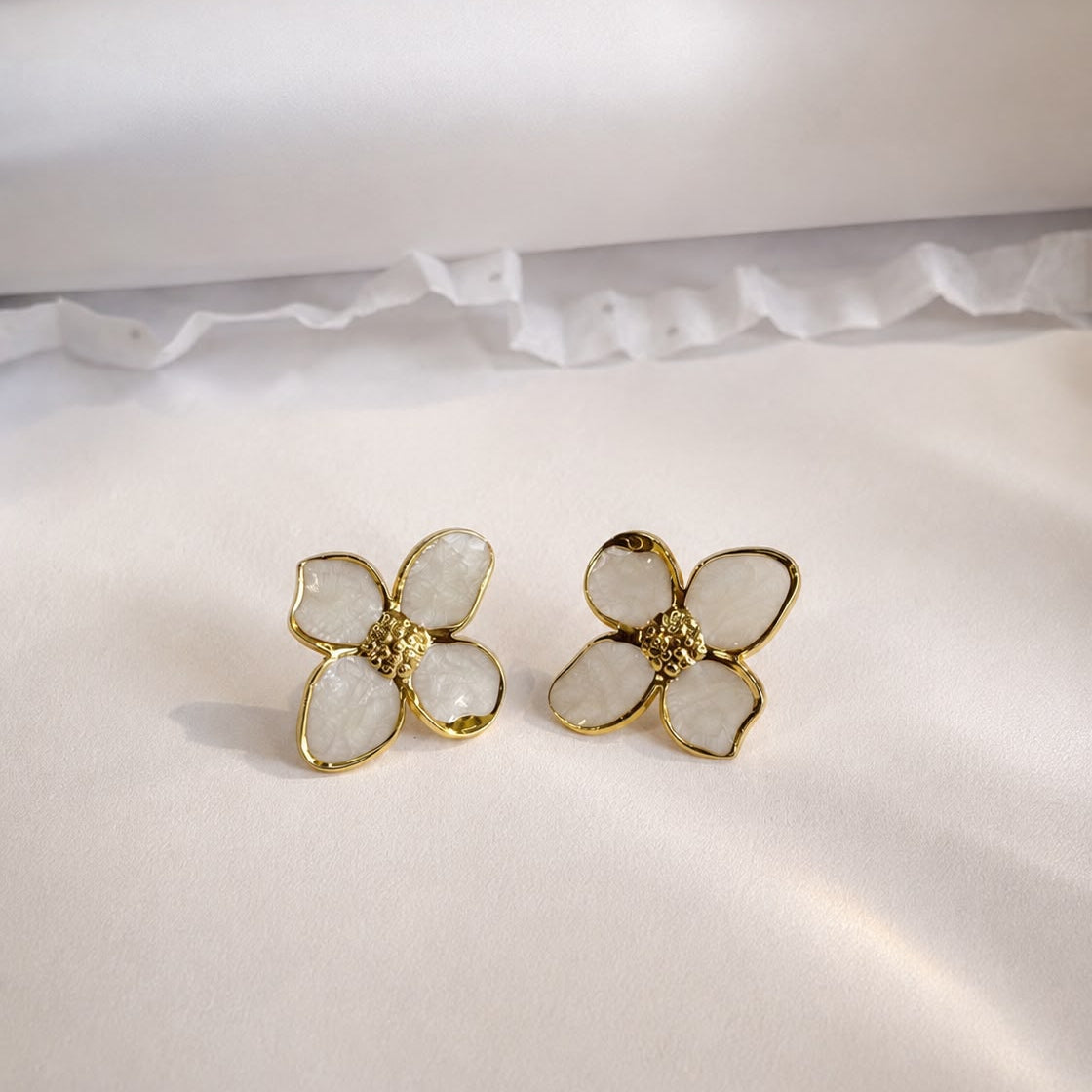 Aretes de flor Elegance